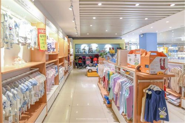 母婴店品牌声音大，服务品质与市场地位的双丰收